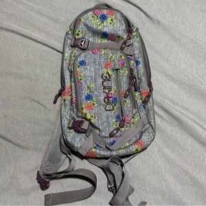 Dakine 8L Bladder Backpack